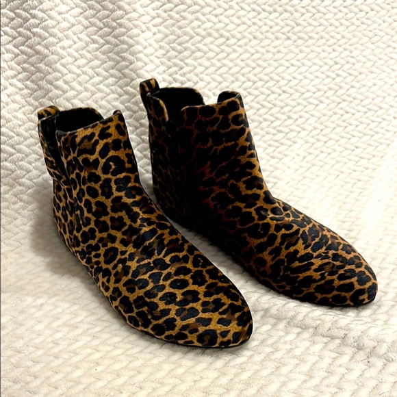 Born Animal Leopard Print Womens Ankle Boots Size 7.5 M NEW - Picture 1 of 10